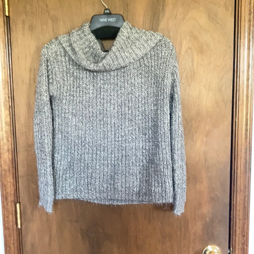 Last Call❌🌹$22ifbundle2 Premise soft cowlneck ribbed grey sweater w stretch  XS - Picture 3 of 14